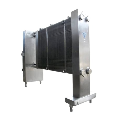1490 sq.ft., APV, CR5, HTST Plate Heat Exchanger, (261) Stainless Steel Plates, 11' 7" L x 3' 5" W x 8' 6" H - Image 1