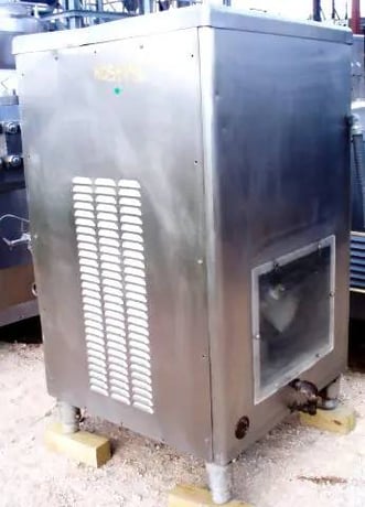 APV #3DL-412, Homogenizer, 1000 GPH, 2000 psi, 1.435" diameter Plunger, 2-Stage, 30 HP, 230/460 V - Image 7