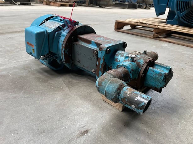 30 GPM @ 250 psi, Viking #HL495M, Internal Gear Pump, 1.5" inlet/outlet, -40 to 350 F temperature, 3 HP - Image 4