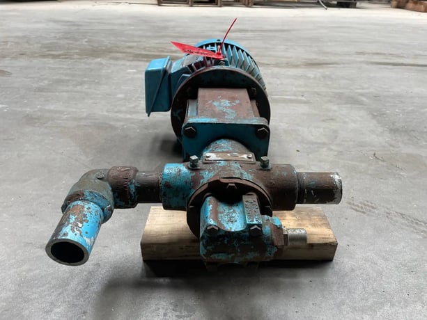30 GPM @ 250 psi, Viking #HL495M, Internal Gear Pump, 1.5" inlet/outlet, -40 to 350 F temperature, 3 HP - Image 5