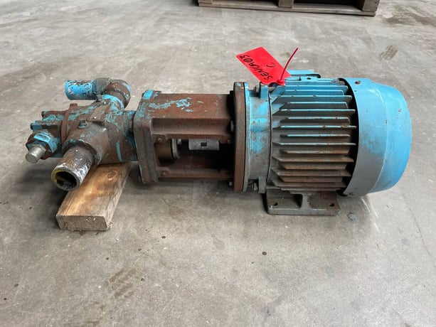 30 GPM @ 250 psi, Viking #HL495M, Internal Gear Pump, 1.5" inlet/outlet, -40 to 350 F temperature, 3 HP - Image 7