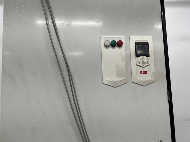 ABB, ACS880, V/S drive, 382 Amp, 575 Volts, 2017 - Image 2