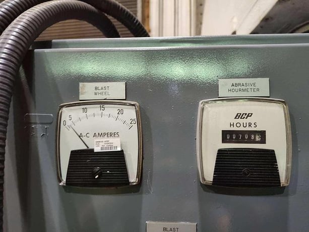 17" Wheelabrator #A3-44873, newer style multi-table machine, (1) 25 HP wheel, dust collector, 2004 - Image 2