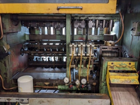 Platarg #612, Platarg transfer press, 12 rams, full follow cams, 4.25" stroke, 2" depth of draw - Image 4