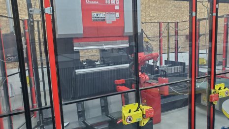 67 Ton, Amada #EG6013ARS Servo press brake with 6-Axis robotic cell, 4.5'OA, 2017 - Image 1