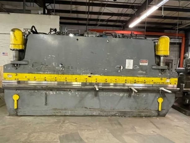 150 Ton, Pacific #K150-17.5, hydraulic press brake, 17.5' OA, 192" between housing - Image 1