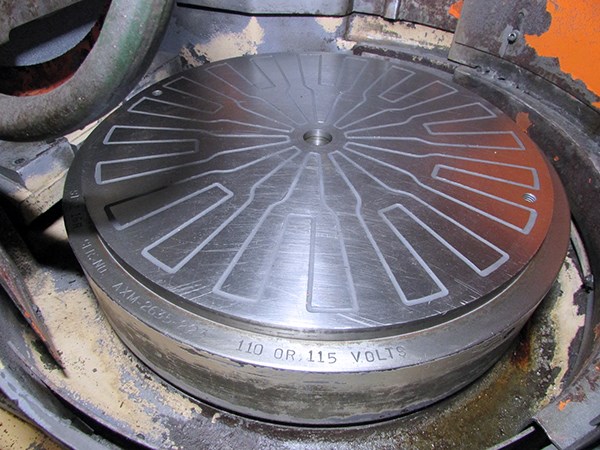 Cincinnati Heald #261, horizontal spindle rotary surface grinder, 16" chuck, 14" Dia. x 1" W x 5" B wheel, 15 - Image 4