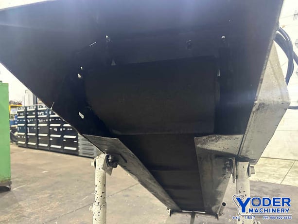 12-1/4" Chip conveyor, 1" flights, 52" dump height, adjustable leg height, 1/2 HP, 110/230 V. - Image 4