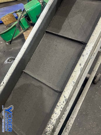 12-1/4" Chip conveyor, 1" flights, 52" dump height, adjustable leg height, 1/2 HP, 110/230 V. - Image 7