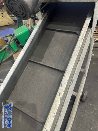12-1/4" Chip conveyor, 1" flights, 52" dump height, adjustable leg height, 1/2 HP, 110/230 V. - Image 8