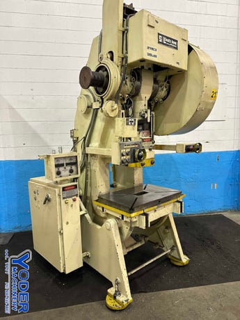60 Ton, South Bend #60FWAC, OBI flywheel press, 3" stroke, 13" Shut Height, air clutch & brake, 1981 - Image 3