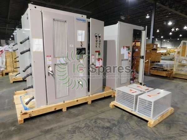 1200 HP Yaskawa, Variable Frequency Drive, 4160 Volts, 155 Amps, new - Image 1