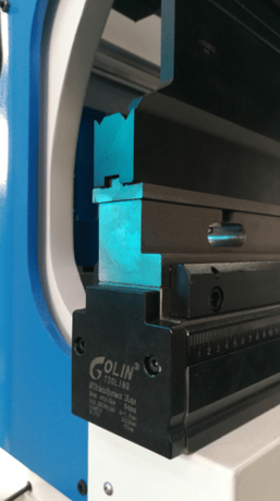 390 Ton, MAQ #WC67K-350X4000, hydraulic press brake, 13' overall, DA53T Touch Screen CNC controller - Image 5