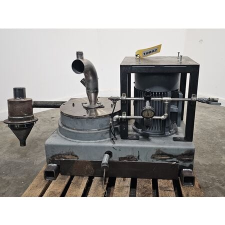 Cyclo-Tex, vertical shaft impact mill for grinding chrome metal powders - Image 3