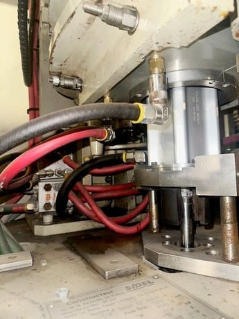 Sidel #SB01, PET preform fed blow molder, single head design, reconditioned 2023 - Image 6