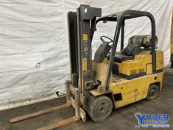 8000 lb. Caterpillar #T80D, LPG forklift, 123" lift height, side shift, roll cage, 4 cylinder engine - Image 1