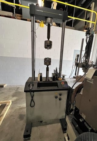 22 KIP (100kN) Instron #8801, fatigue load frame, 2-columns, 22" distance between columns - Image 2