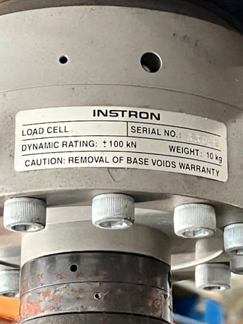 22 KIP (100kN) Instron #8801, fatigue load frame, 2-columns, 22" distance between columns - Image 3