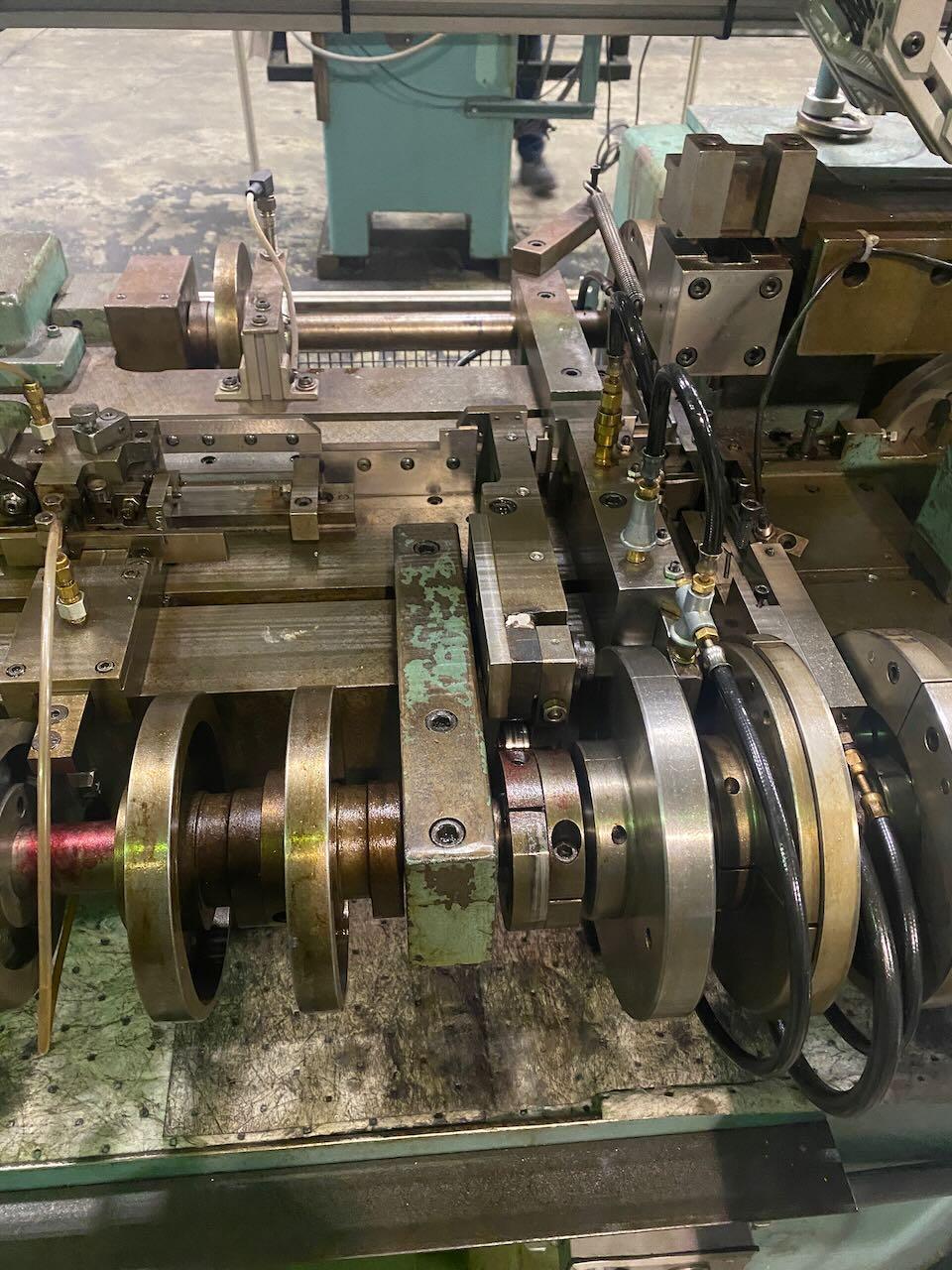 Nilson #751, 4-slide, 1/16" wire diameter, 3/4" width strip, 3" feed length, 40-400 PPM, straightener - Image 4