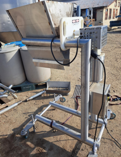 Quantom #QTGA-1000, granular ingredient applicator, multiple dispenser shafts available to apply most products - Image 6