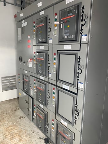 ABB, 3200 amp 600 Volts electrical switchgear & building, surplus, new, never used, 2013 - Image 2