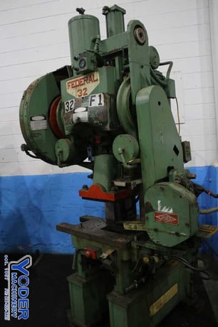 32 Ton, Federal #32, gap bed press, 2" stroke, 11" Shut Height, 15" x24" bed, air clutch & brake, 1977 - Image 2