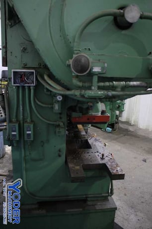 32 Ton, Federal #32, gap bed press, 2" stroke, 11" Shut Height, 15" x24" bed, air clutch & brake, 1977 - Image 9