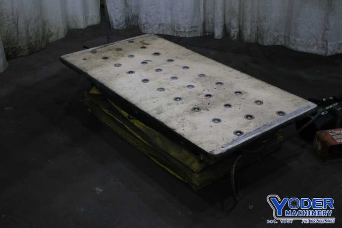 660 lb. Bishamon, #X30S, scissor lift table, hydraulic, 1/2 HP, 20" W x 40" L table, 2011 - Image 6