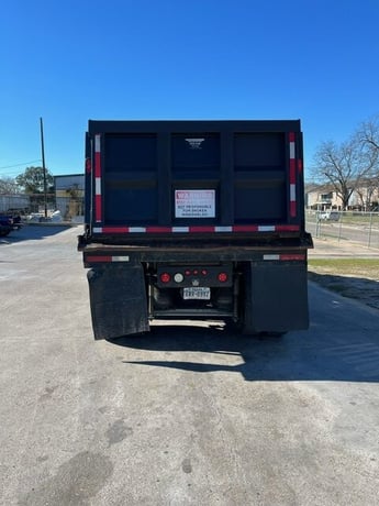 Mack #CH613, Dump Truck, diesel, 64 drivetrain, 27017 hours, 6x4 axles, 1997 - Image 4