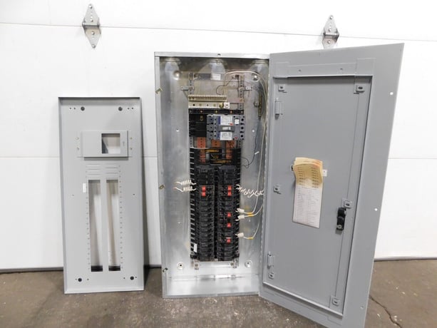 225 Amp. General Electric, Spectra A-Series, panelboard, 4-wire, 120/208Y Volts - Image 2