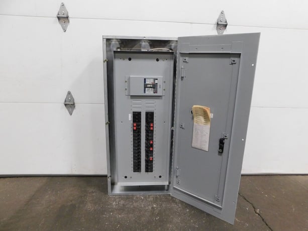 225 Amp. General Electric, Spectra A-Series, panelboard, 4-wire, 120/208Y Volts - Image 3