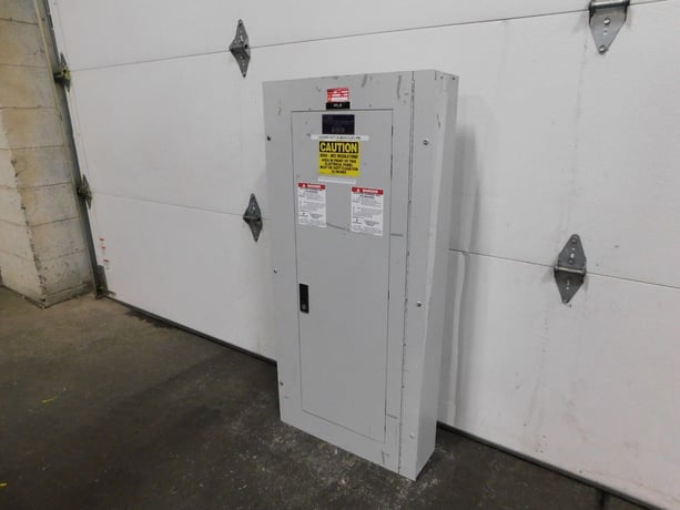 225 Amp. General Electric, Spectra A-Series, panelboard, 4-wire, 120/208Y Volts - Image 6