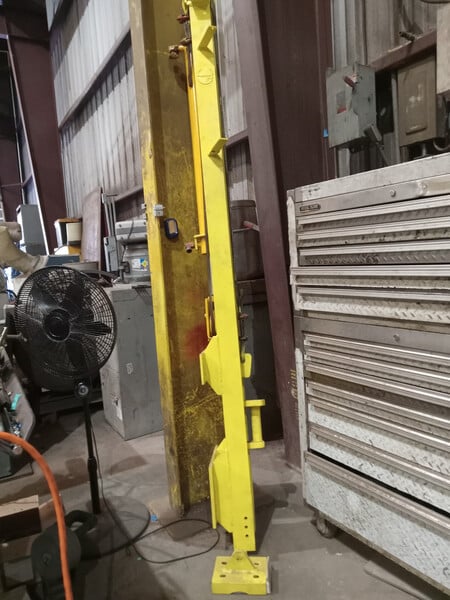 Hydraulic Trailer Lift - Image 1