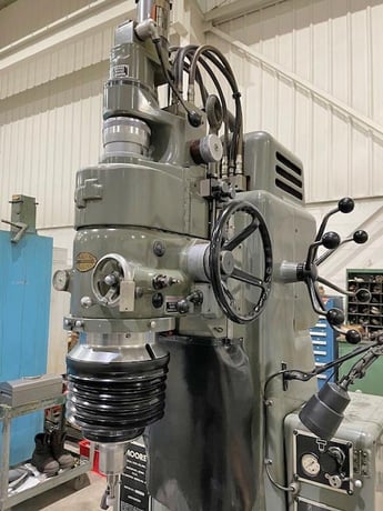 Moore #G-18, jig grinder, 11" x24" table, 19" longitudinal, 11" cross, 40000 or 60000 RPM, 1982 - Image 3
