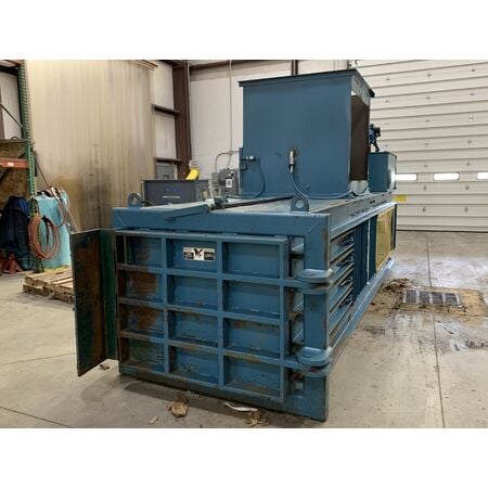 72" L x 48" width x 40" H Selco Harris #HL-50-HD, closed door horizontal baler compactor, corrugated - Image 4
