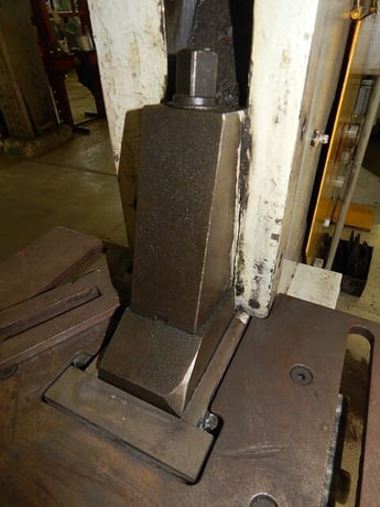 5" x 5" x 1/2" Peddinghaus #88/120H, ironworker, 88 ton, 1-1/16" x 3/4" punch, 10 HP - Image 6