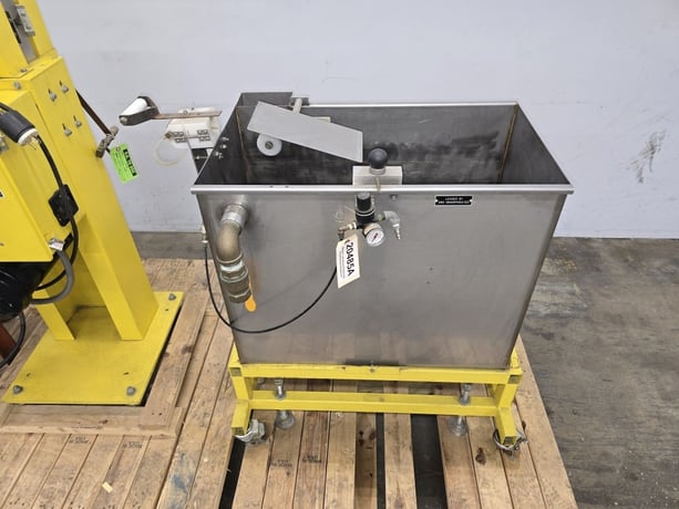 Wayne, lab strand pelletizing downstream equipment, 30" L x 16" width x 24" Deep strand cooling tank - Image 9