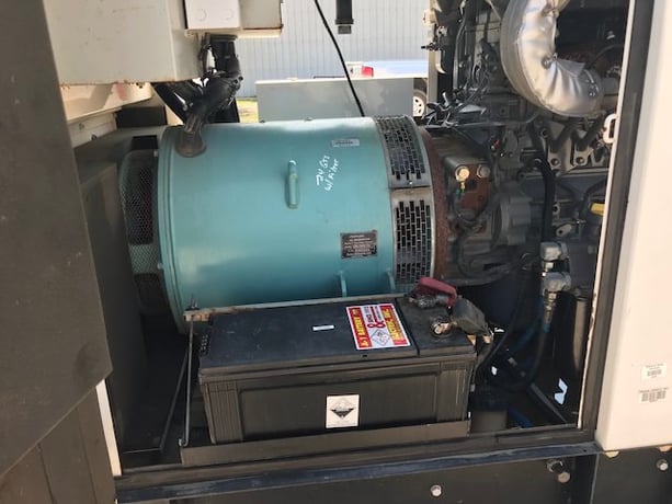 110 KW Multiquip #DCA125SSIU4F, standby, Tier 4F, 120/240/208/277/480 Volts, 7368 hours, 2016, $39.5k - Image 3