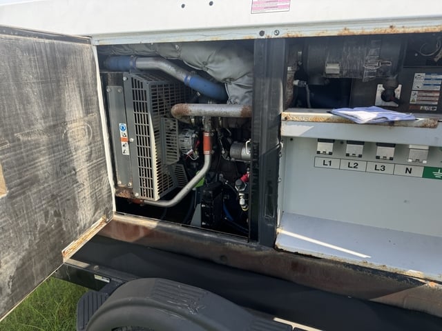 90 KW Cummins/Stamford #UCI27E, diesel mobile gen., 480 Volts, Tier 4, enclosure, 2019 - Image 4