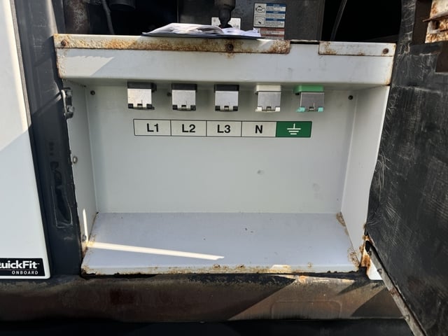 90 KW Cummins/Stamford #UCI27E, diesel mobile gen., 480 Volts, Tier 4, enclosure, 2019 - Image 5