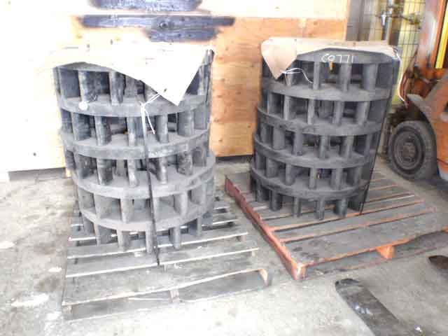 Impeller and Diffuser Rubber Parts, Denver #DR24, Impellers - Natural rubber, bolt on type, 9 vane, Diffusers - Image 1
