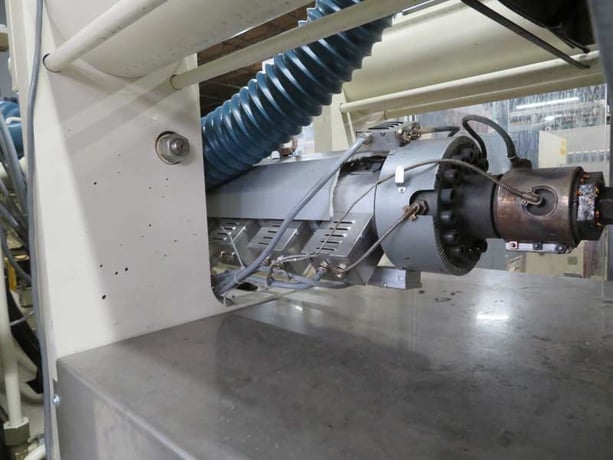 110 Ton, 5 oz., Krauss Maffei #KM110-390-C2, inkection molding machine, 35mm screw, 1998 - Image 9