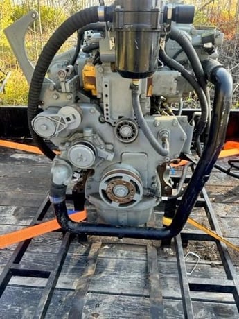 162 HP John Deere #4045HFC93, Engine Assembly - Image 3