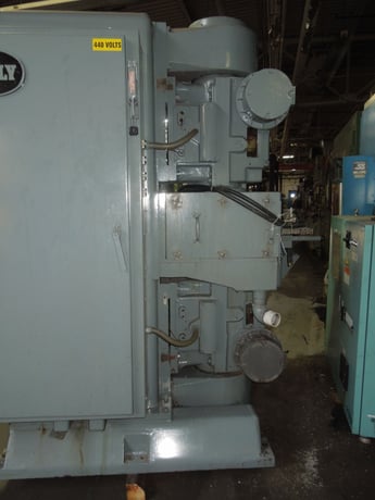 Besly #DV2 Disc Grinder, 18" Wheel, 20 HP Spindle Motors, 26" Rotary Carrier, Swing Arm Dresser, Micro Down - Image 4