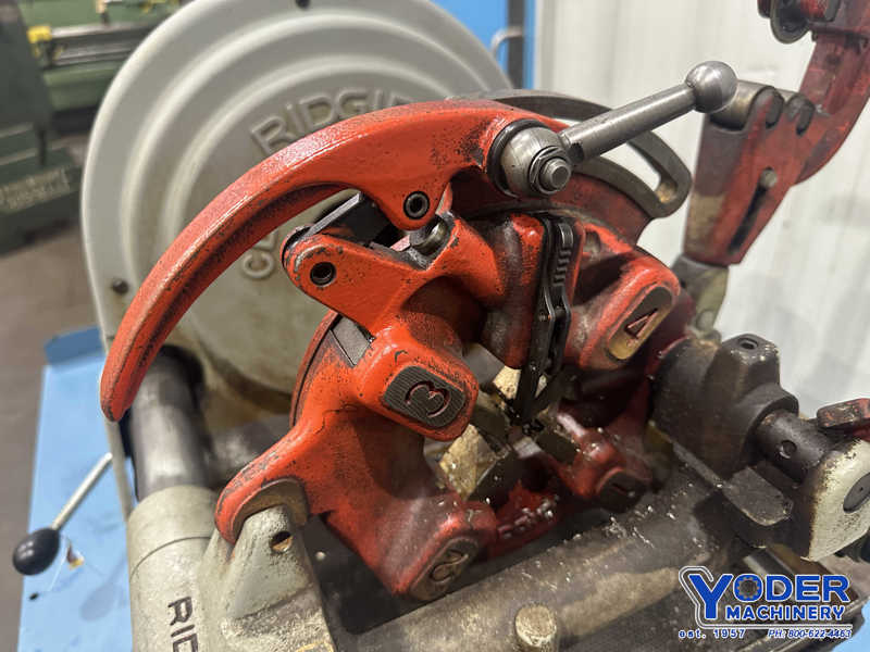 1/4" - 2" Ridgid #1822-I, bolt & pipe threader, 1/8"-2" pipe capacity, standard threading die, 1-1/2 HP - Image 4
