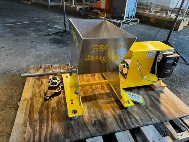 Scaletran #VMF, volumetric screw feeder w/Stainless Steel hopper & screw, 1/2" dia. x 36" long screw & tube - Image 5