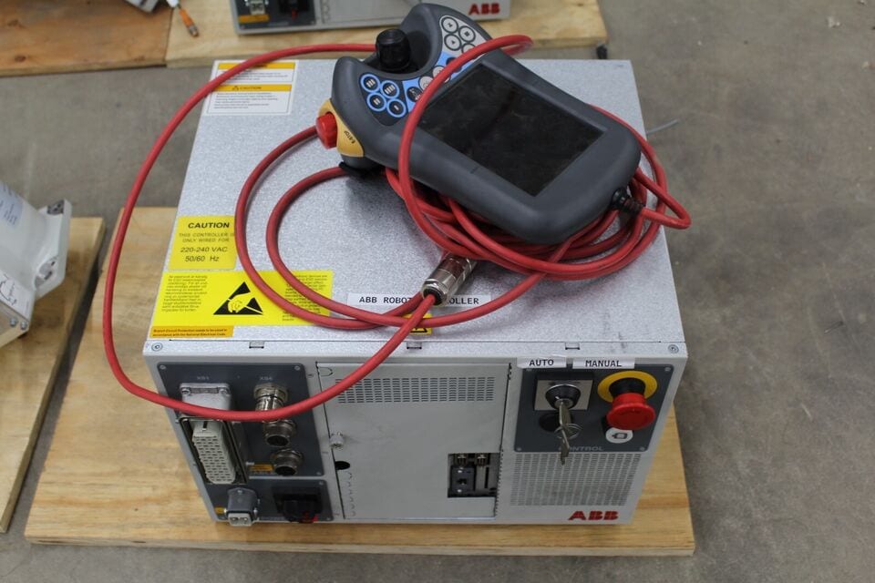 ABB, IRB 910SC-3/0.65, Robot W/ IRC5 Controller and Teach Pendant, 2019 - Image 2