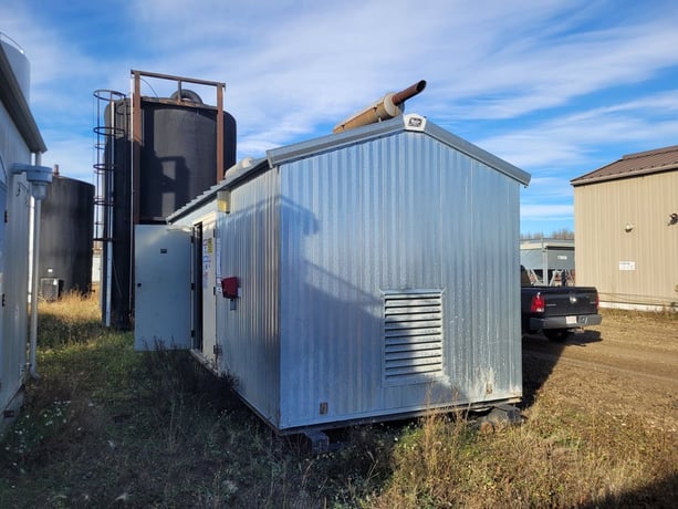 100 KW Kohler #100RZ72, standby natural gas generator set, 480 Volts, 145 / 6421 hours - Image 1