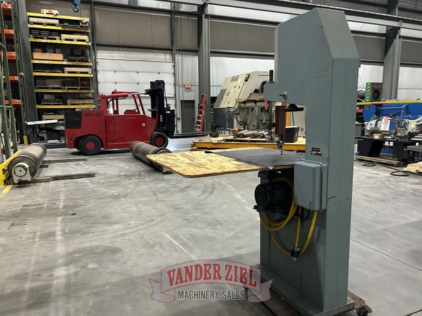 Delta, vertical saw, #16671 - Image 9