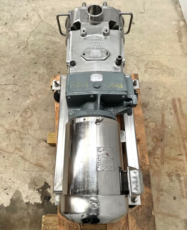 Waukesha Cherry-Burrell #130U2, rotary lobe, positive displacement pump, 3" Tri-calmp inlet/outlet - Image 3